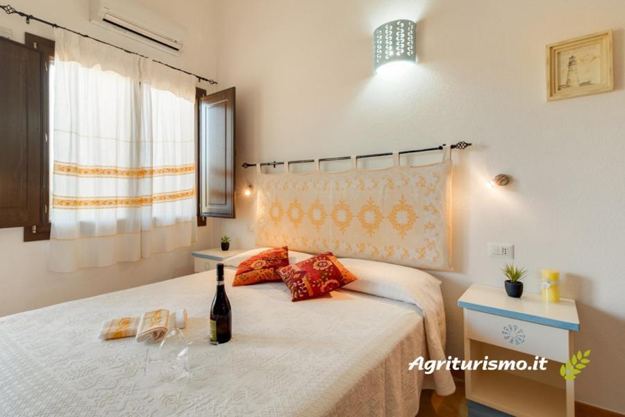 Agriturismo Campesi Casale Tra Le Vigne Aglientu Zewnętrze zdjęcie