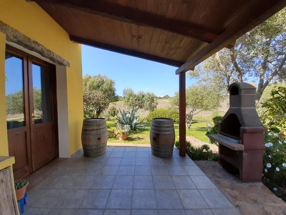 Agriturismo Campesi Casale Tra Le Vigne Aglientu Zewnętrze zdjęcie