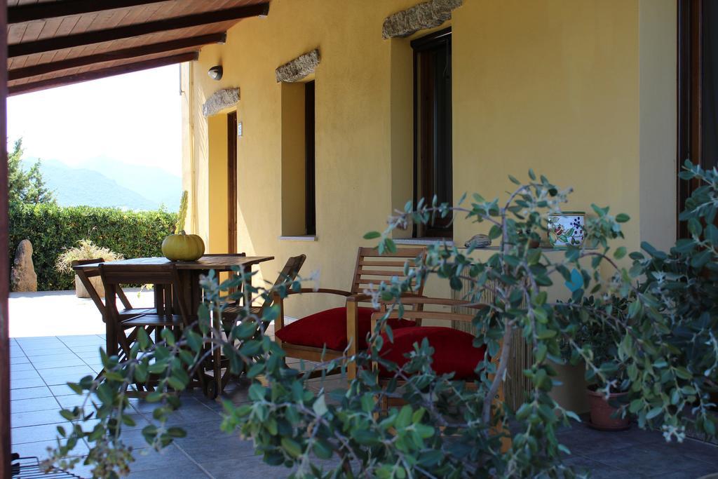 Agriturismo Campesi Casale Tra Le Vigne Aglientu Zewnętrze zdjęcie